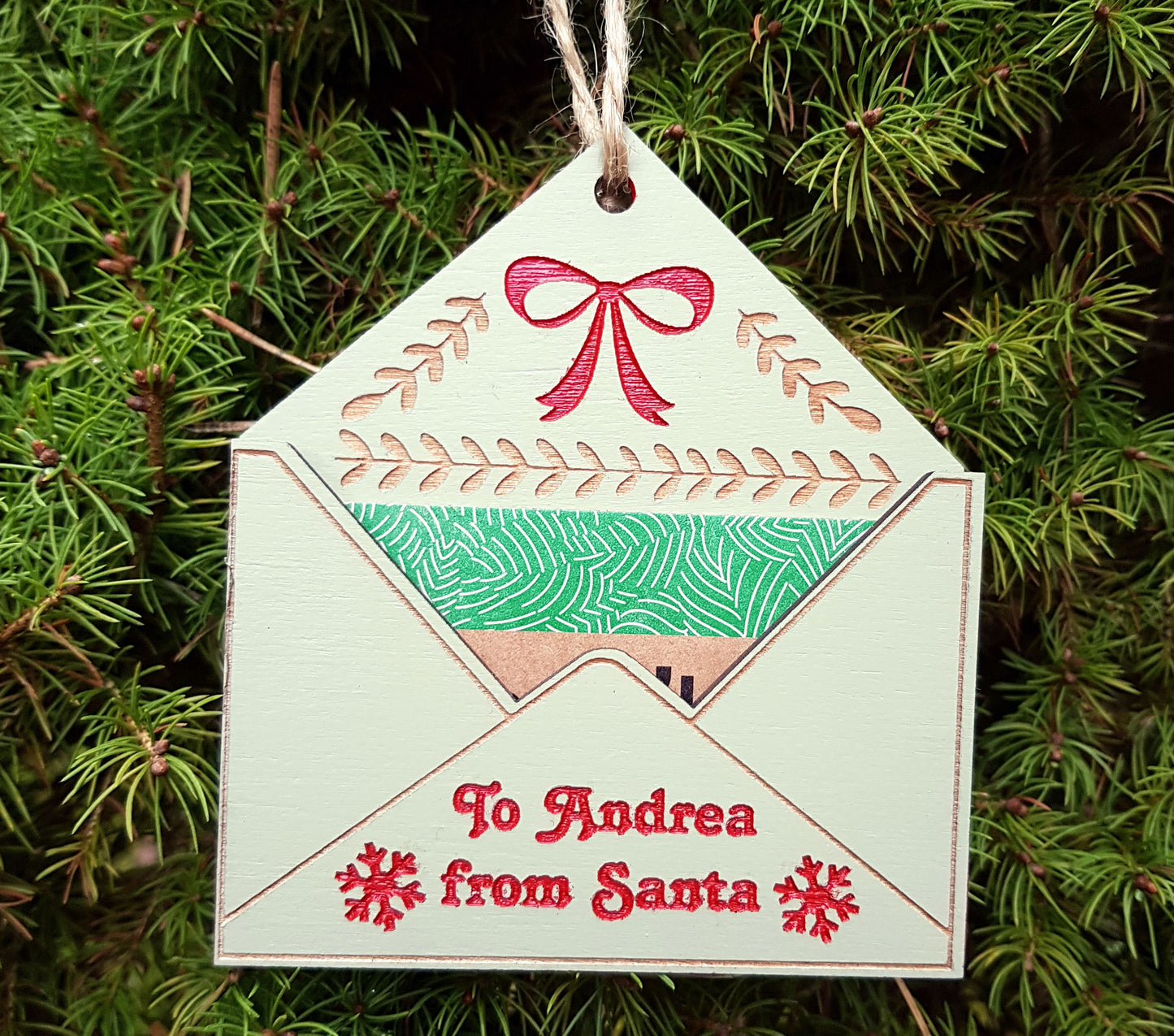 Custom wooden gift card or money holder, envelope ornament for Christmas gift personalized with name or message, sage green and red