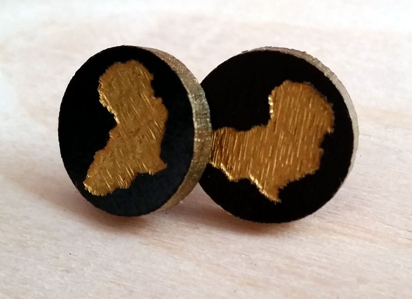 Small wooden stud earrings etched Africa, Duafe, GyeNyame, Ankh black and gold, wood studs