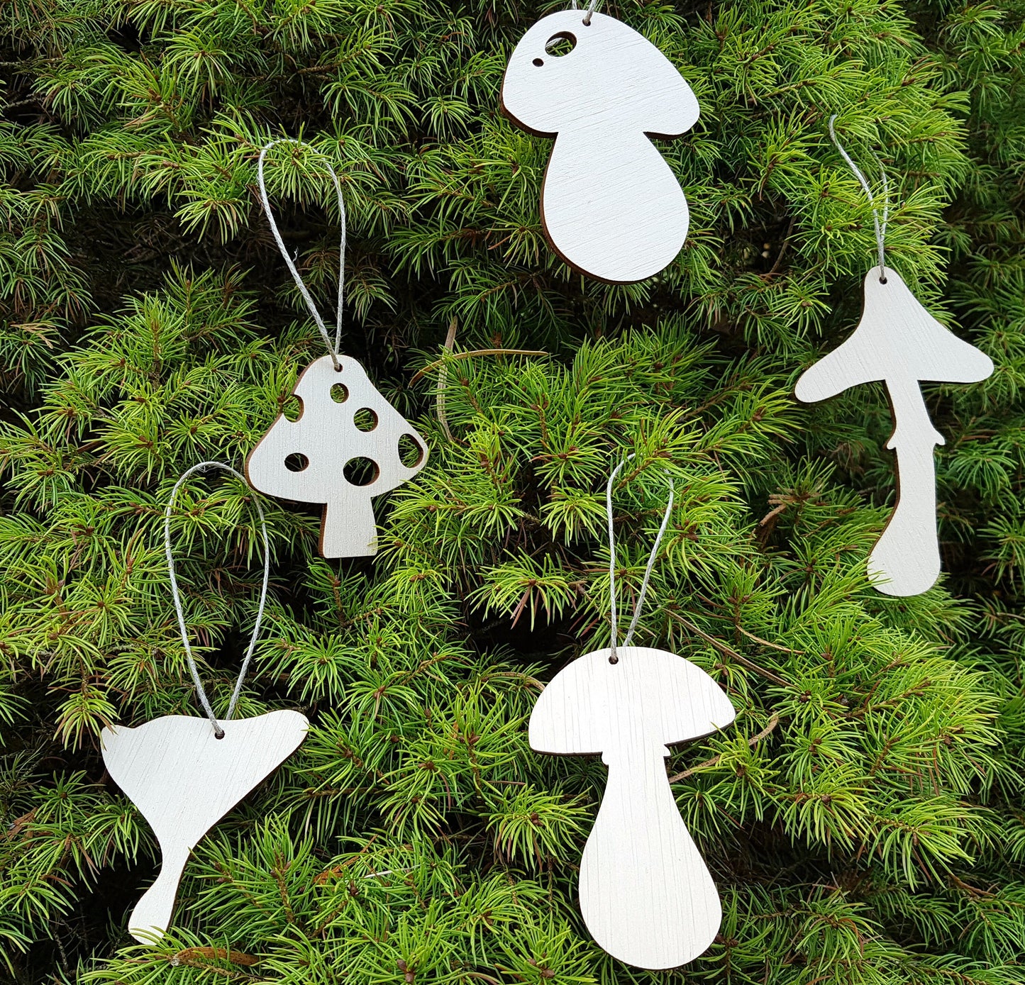 Wooden Christmas ornaments Mushrooms natural wood crafts decoration 10 pieces wood laser cut