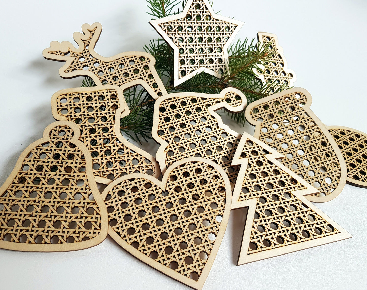 Wooden Boho Christmas ornaments mod rattan style natural wood crafts decoration