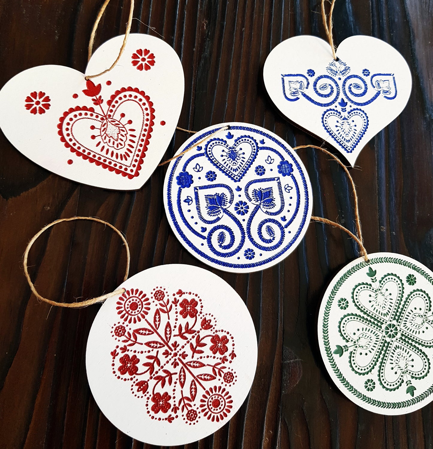 Wooden Christmas ornaments Nordic Scandi pattern hand painted wood crafts decoration 5 pieces wood scandinavian folk pattern