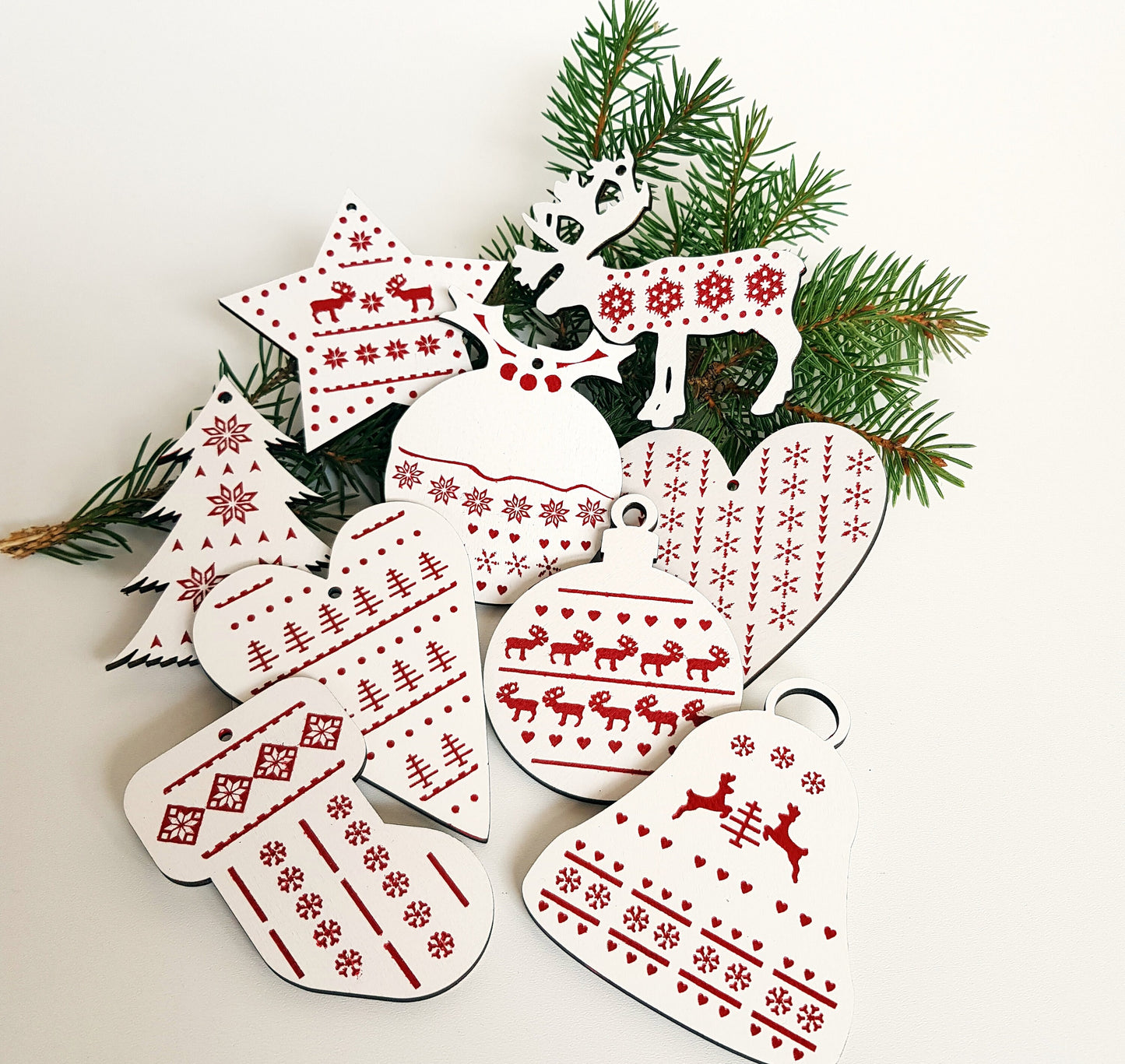 Wooden Christmas ornaments Nordic Scandi pattern hand painted wood crafts decoration 10 pieces wood laser cut