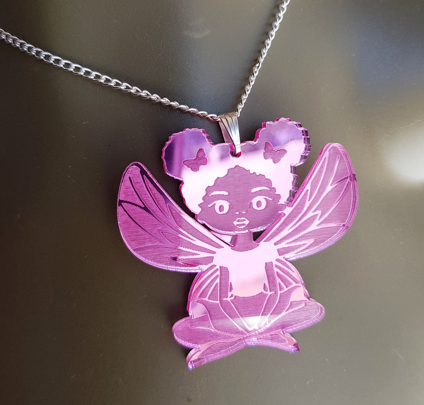 African necklace for girls mirror pendant with Afro butterfly silhouette woman acrylic engraved natural hair coils