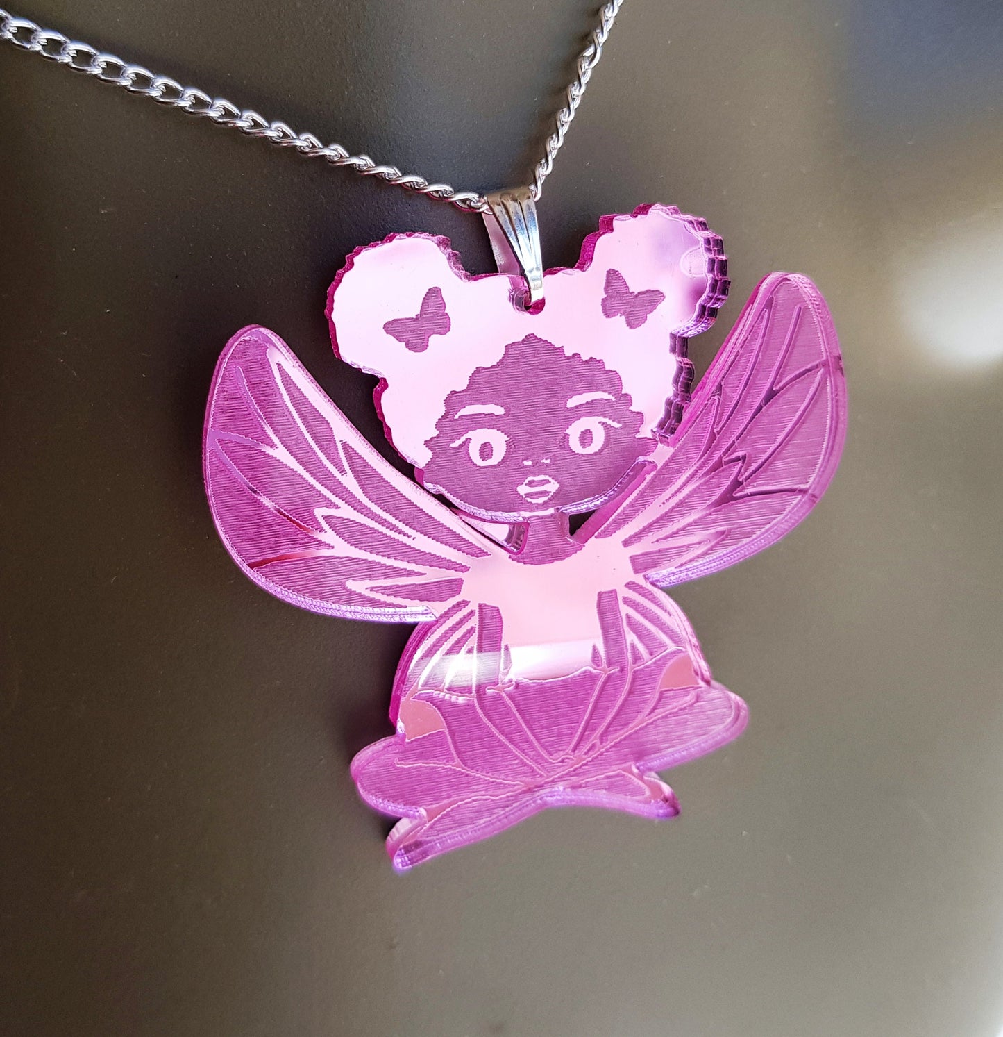 African necklace for girls mirror pendant with Afro butterfly silhouette woman acrylic engraved natural hair coils