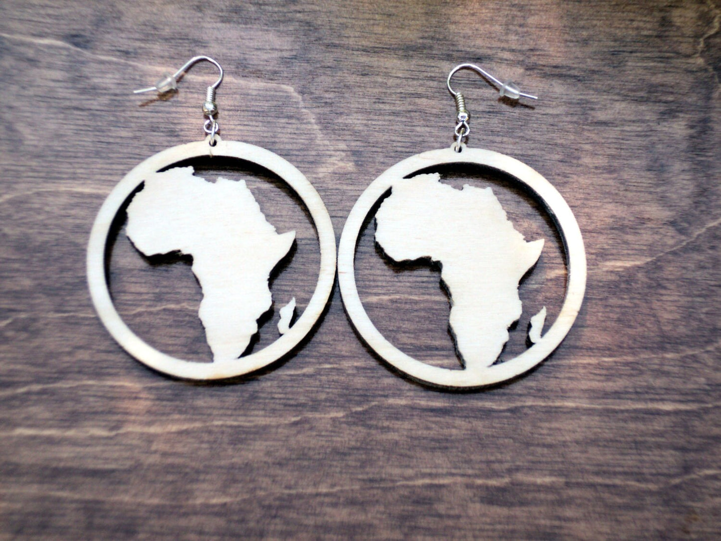 Natural wooden earrings laser cut Africa in a circle plain birch wood earrings hoop earrings