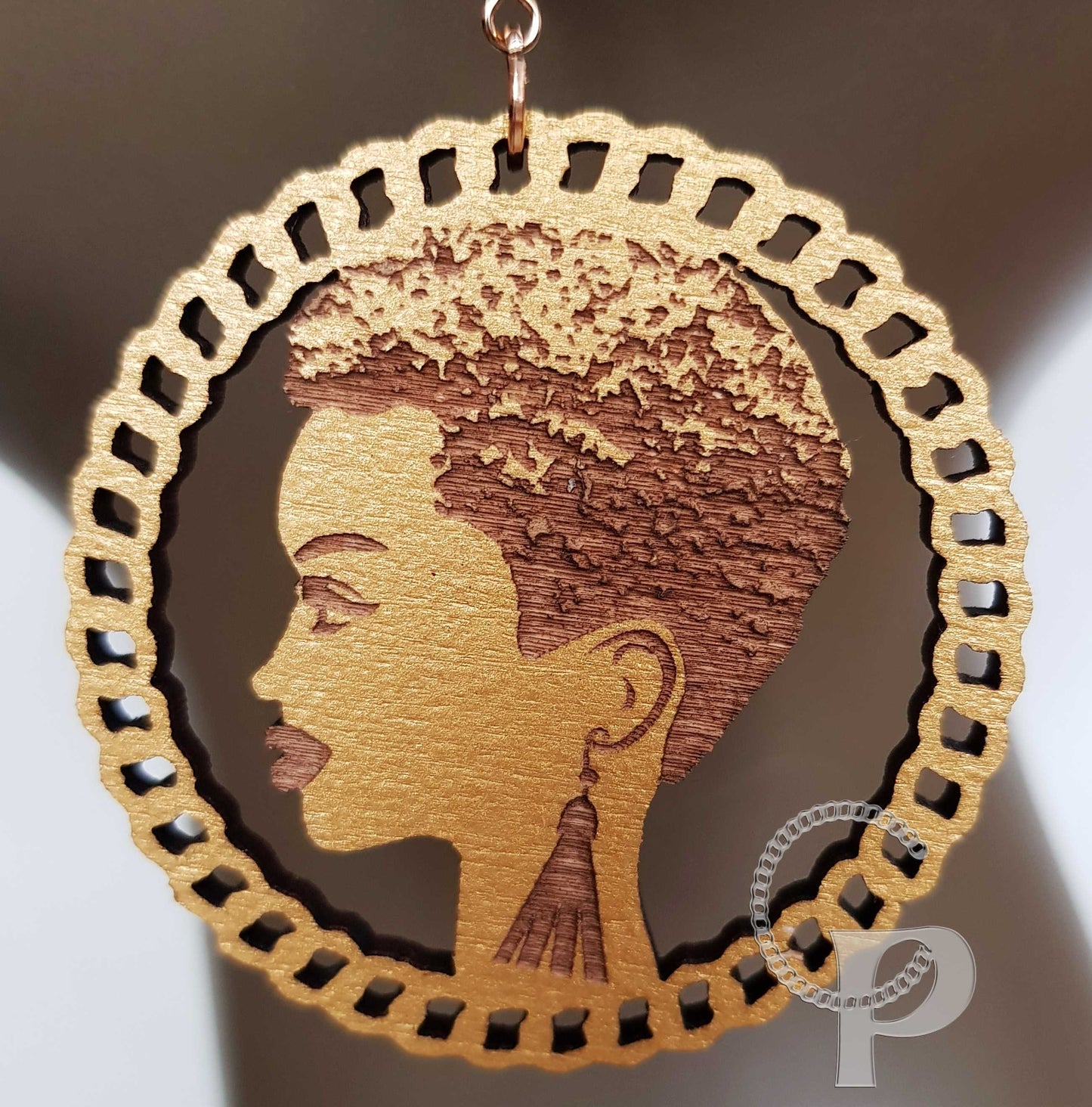 African woman wooden earrings Natural hair gold and natural wood short Afro style African earrings