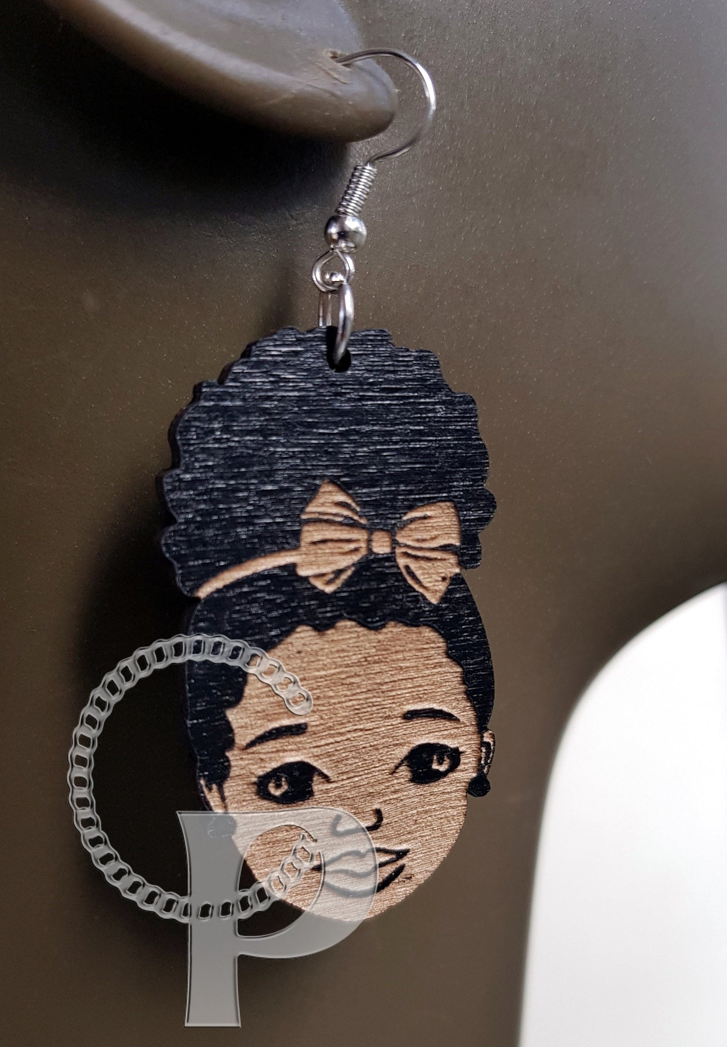 African girl Afro silhouette wooden engraved natural hair earrings woman puff bow