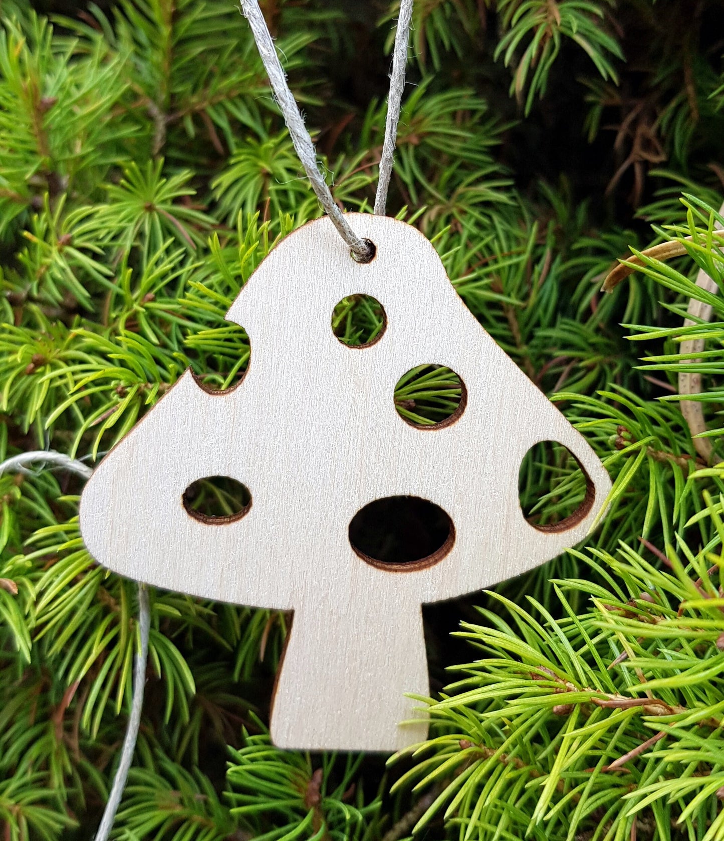 Wooden Christmas ornaments Mushrooms natural wood crafts decoration 10 pieces wood laser cut