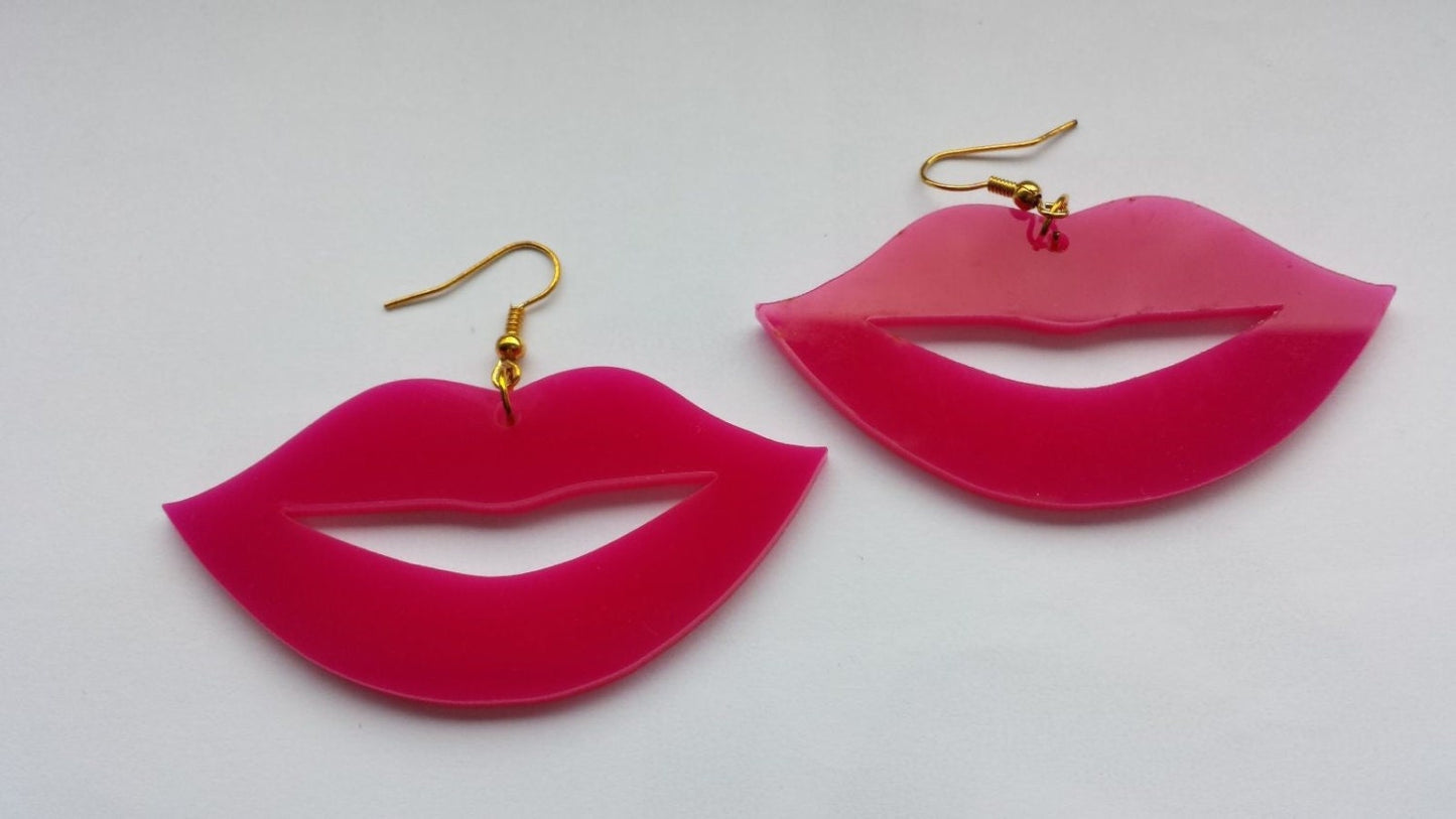 Beautiful laser cut acrylic earrings hot pink lips or red kitsch