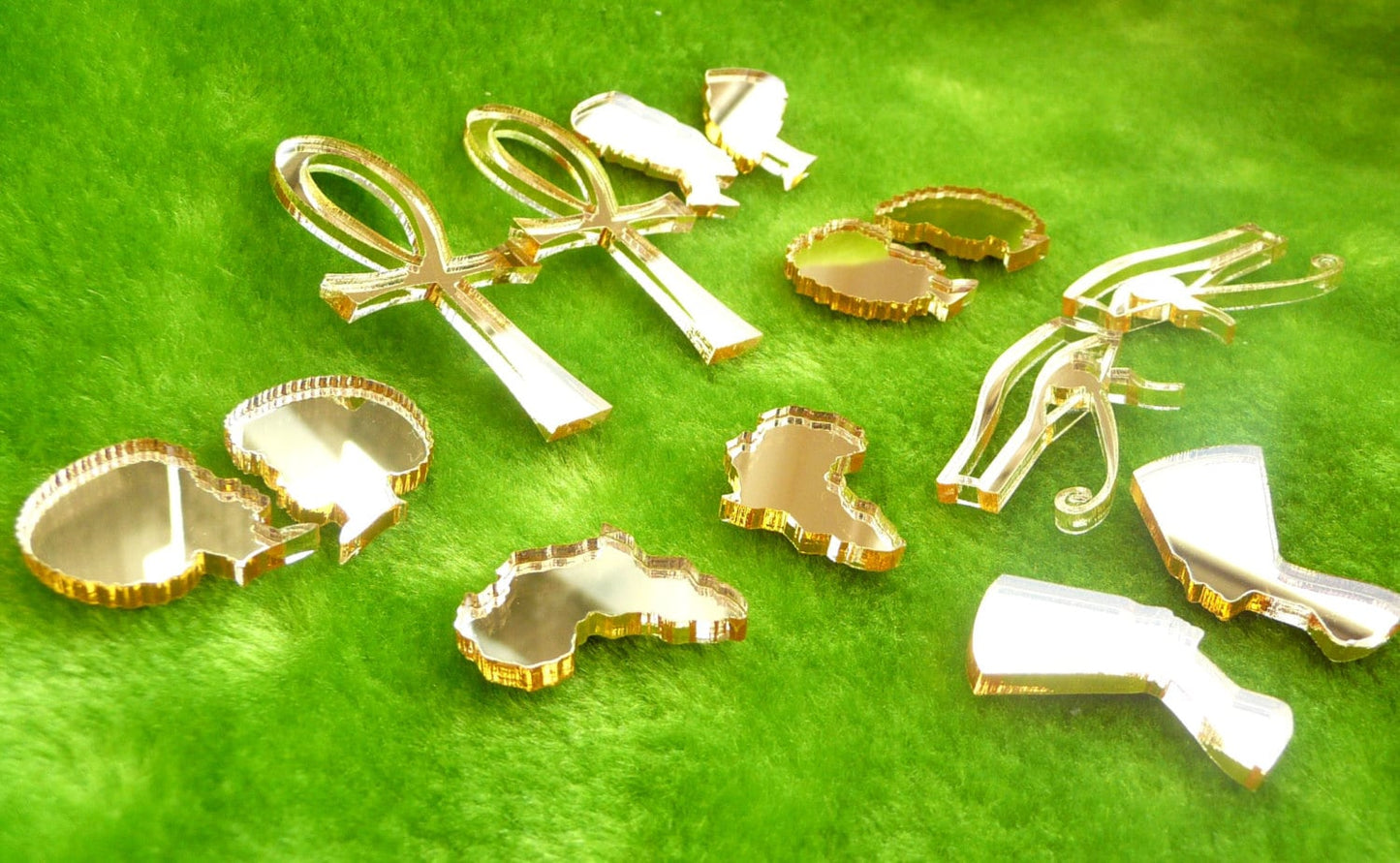 2'' stud earrings gold mirror acrylic Afro, Nefertiti, Africa