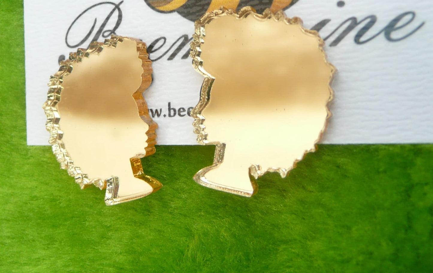2'' stud earrings gold mirror acrylic Afro, Nefertiti, Africa
