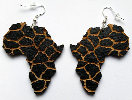 Africa wooden earrings black with animal print, African map engraved giraffe pattern